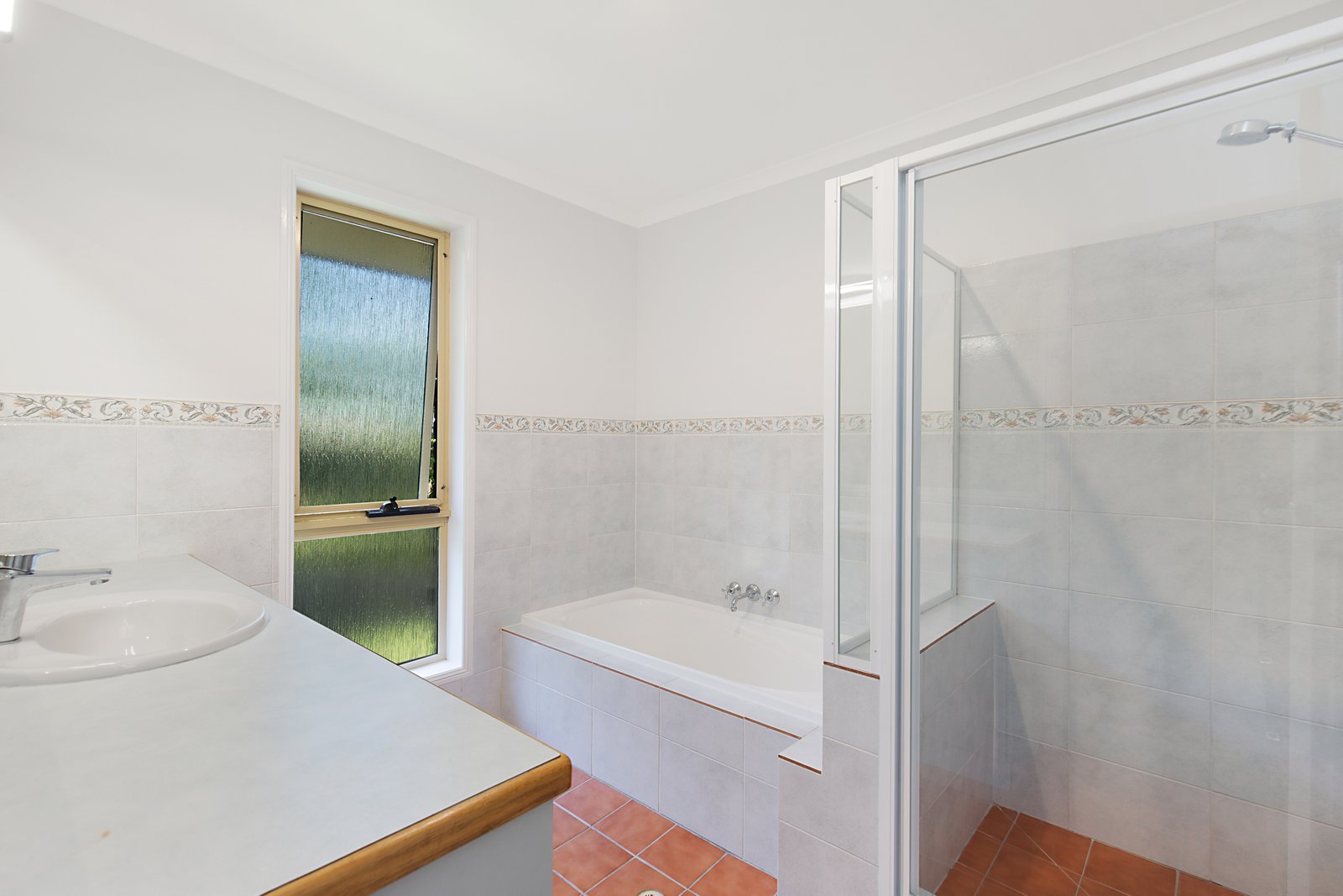 8 The Jib  TWEED HEADS 9