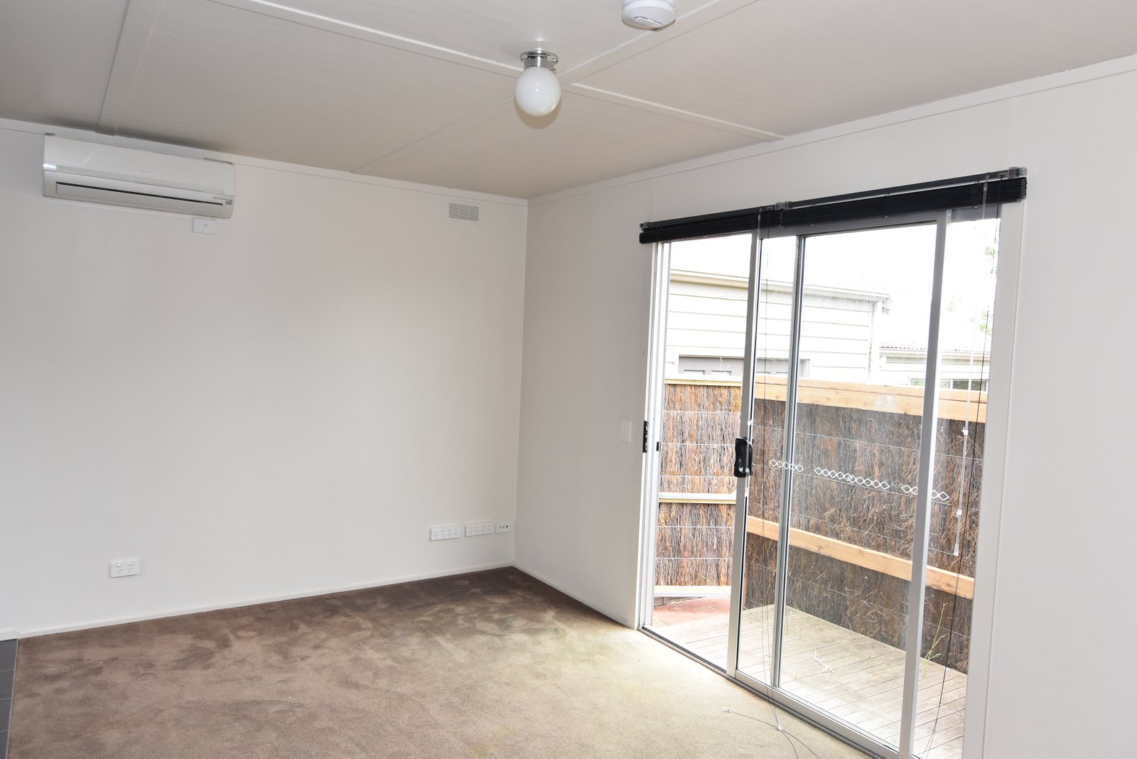 Gallery: 8 The Lairds Way