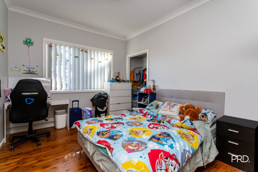 8 Thirteenth St  Warragamba 3