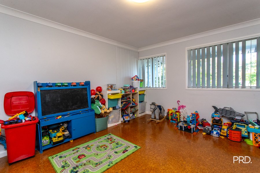 8 Thirteenth St  Warragamba 6