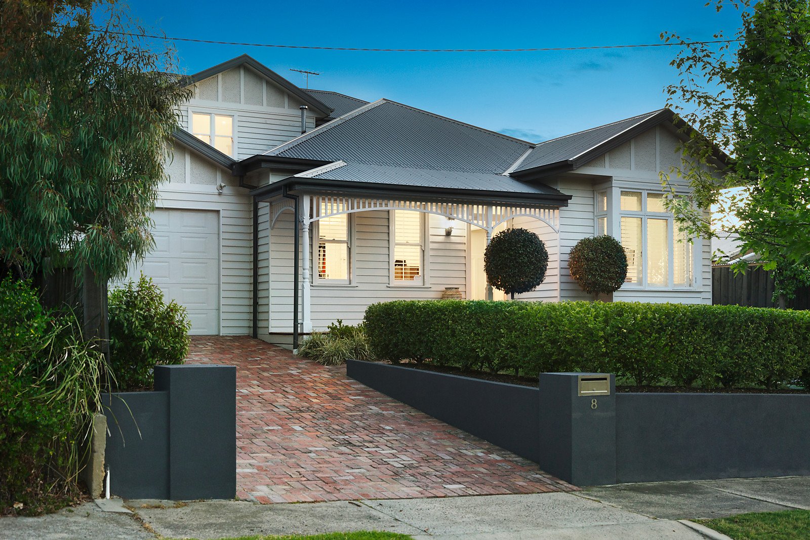 8 Thistle Street, Surrey Hills, VIC