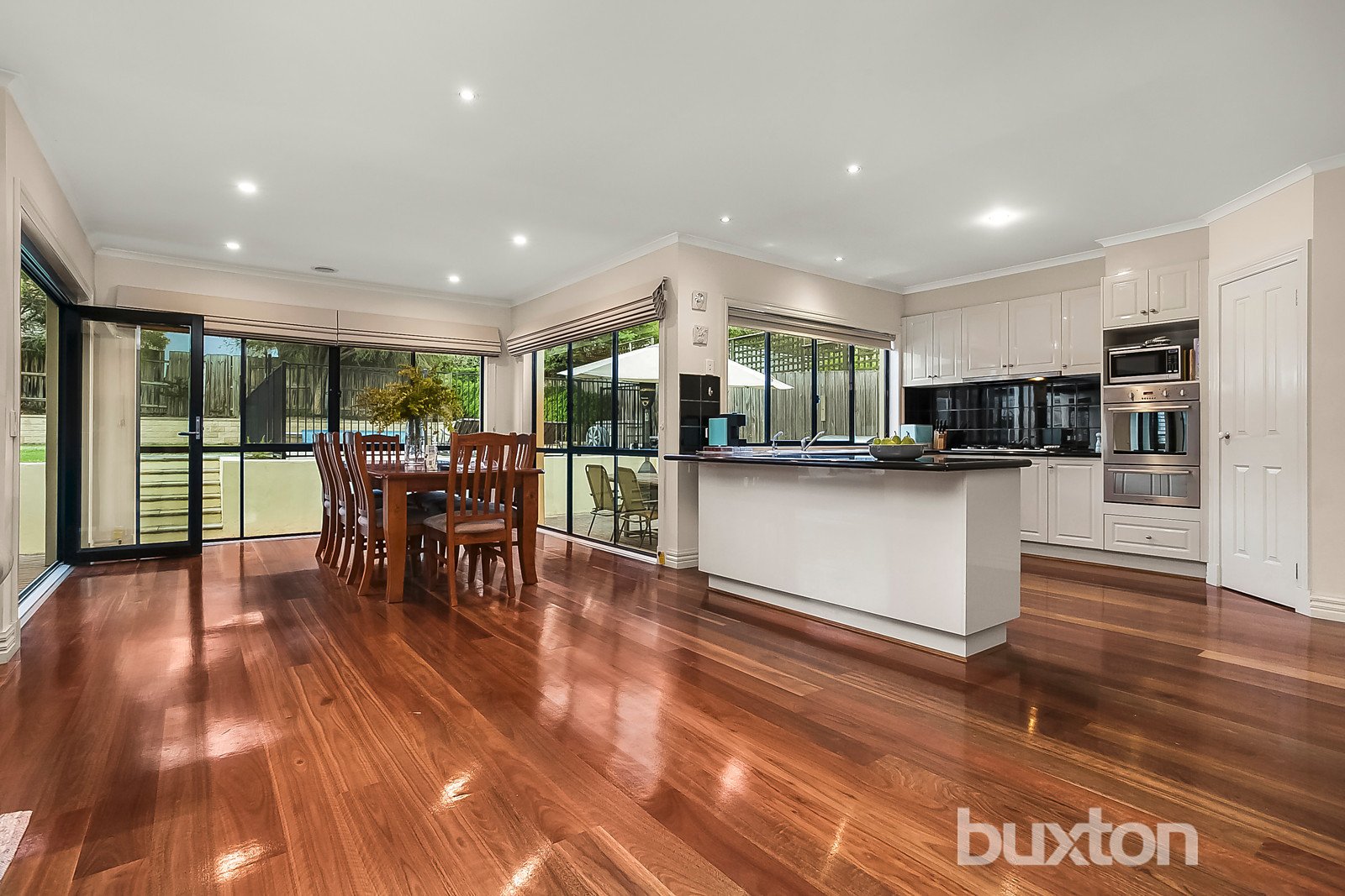 Gallery: 8 Thomas Street