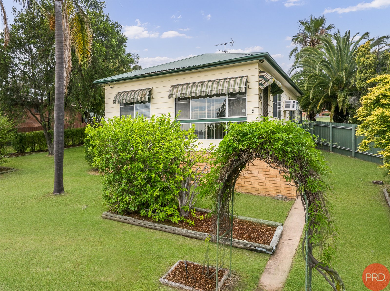 8 Thomas Street NORTH ROTHBURY 2