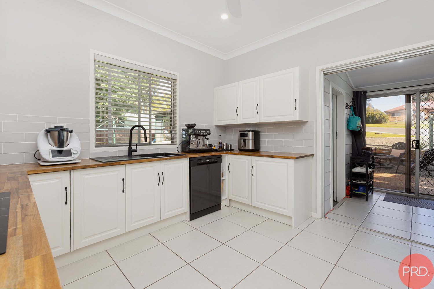 8 Thomas Street NORTH ROTHBURY 10