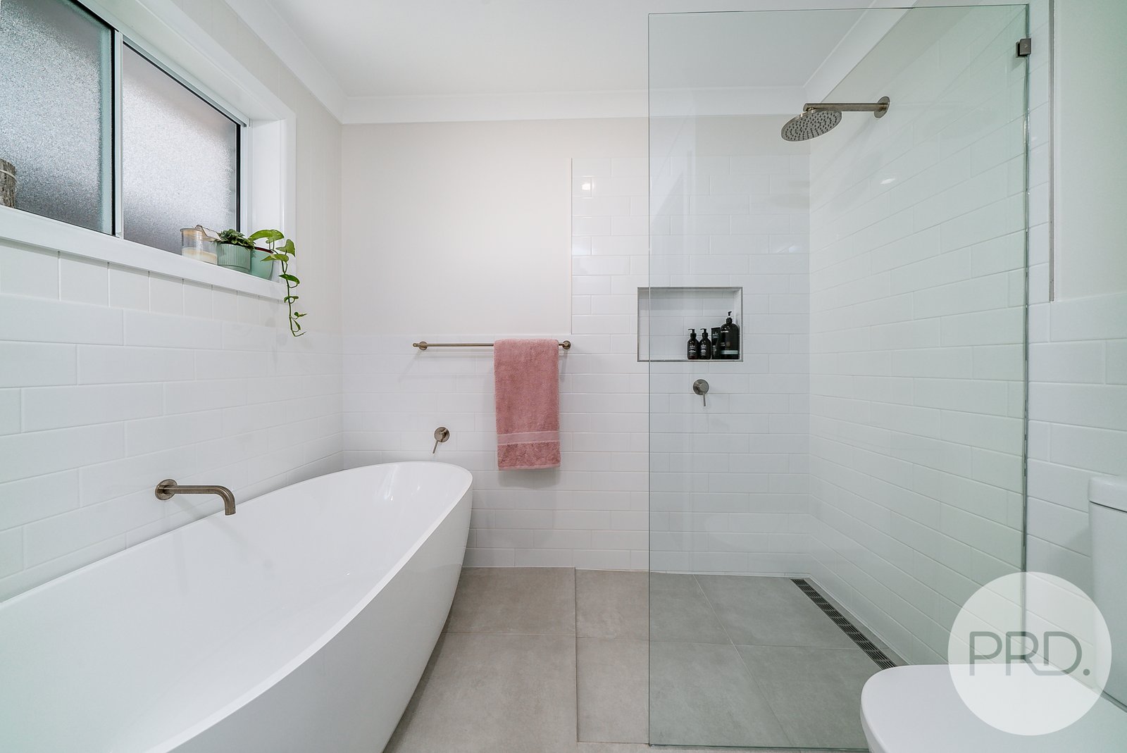 8 Thomas Street WAGGA WAGGA 16