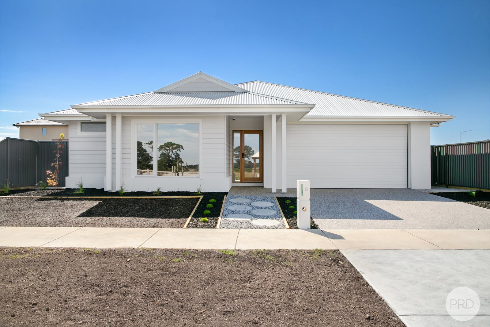 8 Thurling Parade LUCAS 1