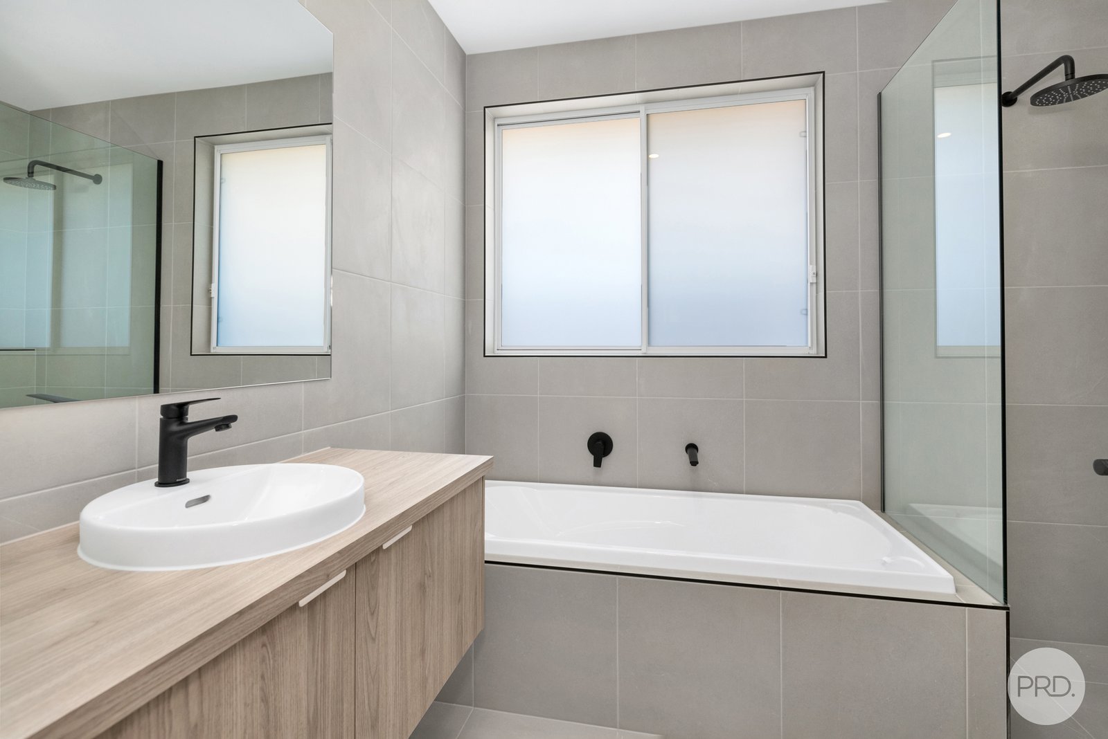 8 Thurling Parade LUCAS 9