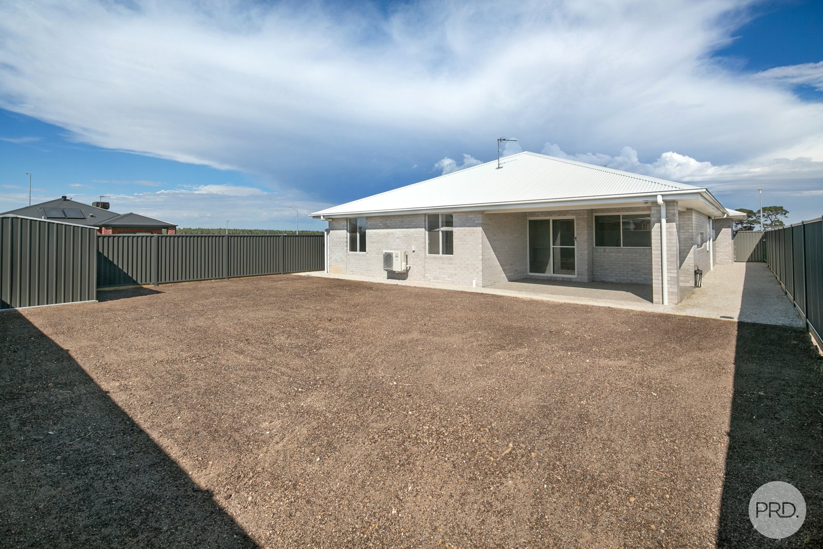 8 Thurling Parade LUCAS 14