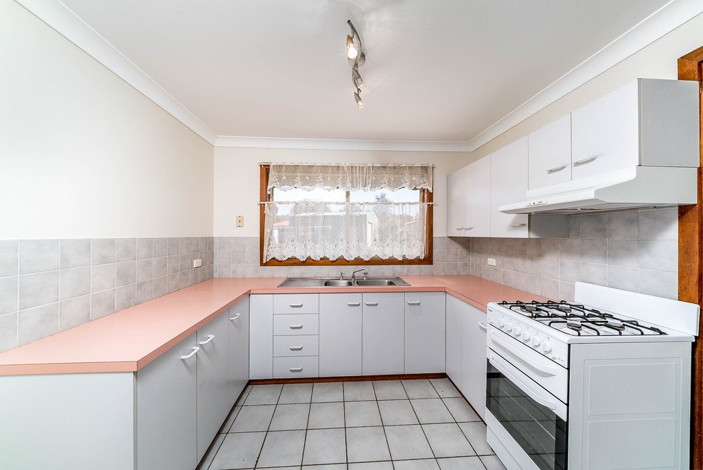 8 Toney Place GLENFIELD PARK 3