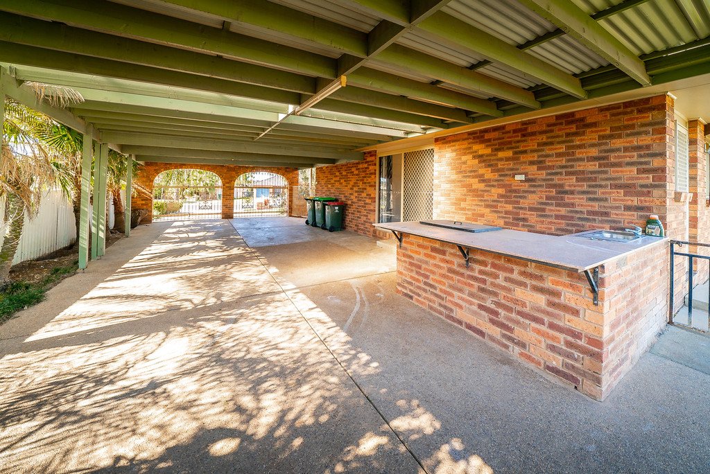 8 Toney Place GLENFIELD PARK 13