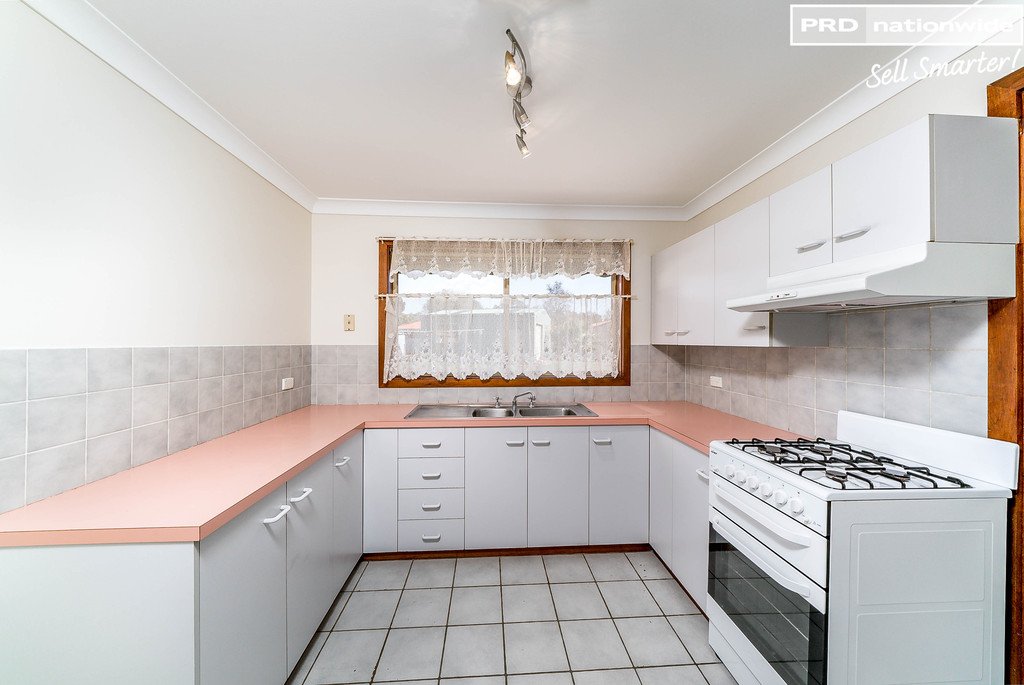 8 Toney Place GLENFIELD PARK 2