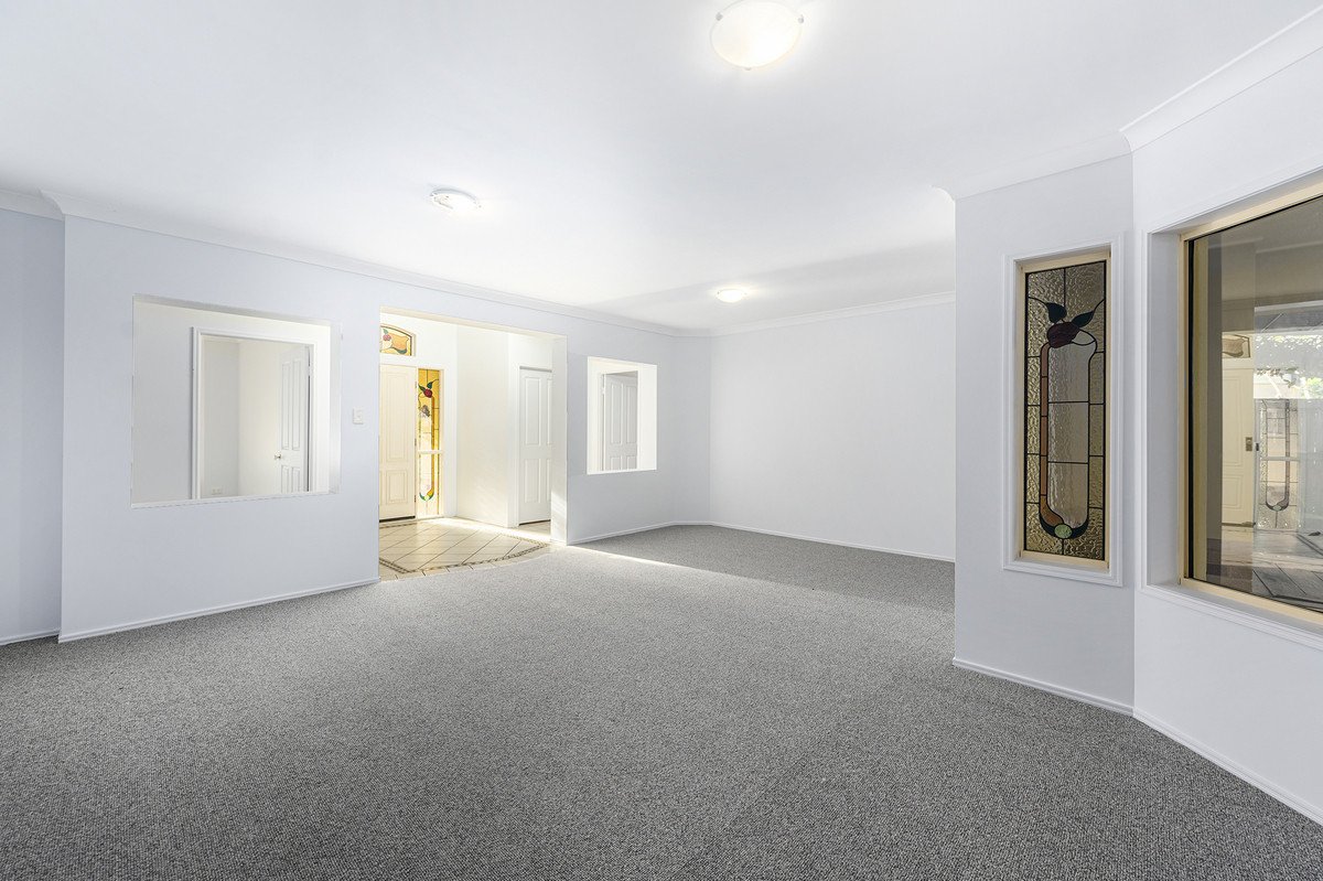 8 Torres Court Burleigh Waters 2