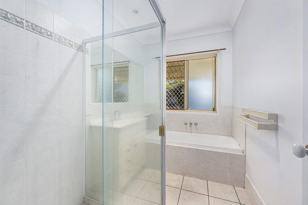 8 Torres Court Burleigh Waters 6