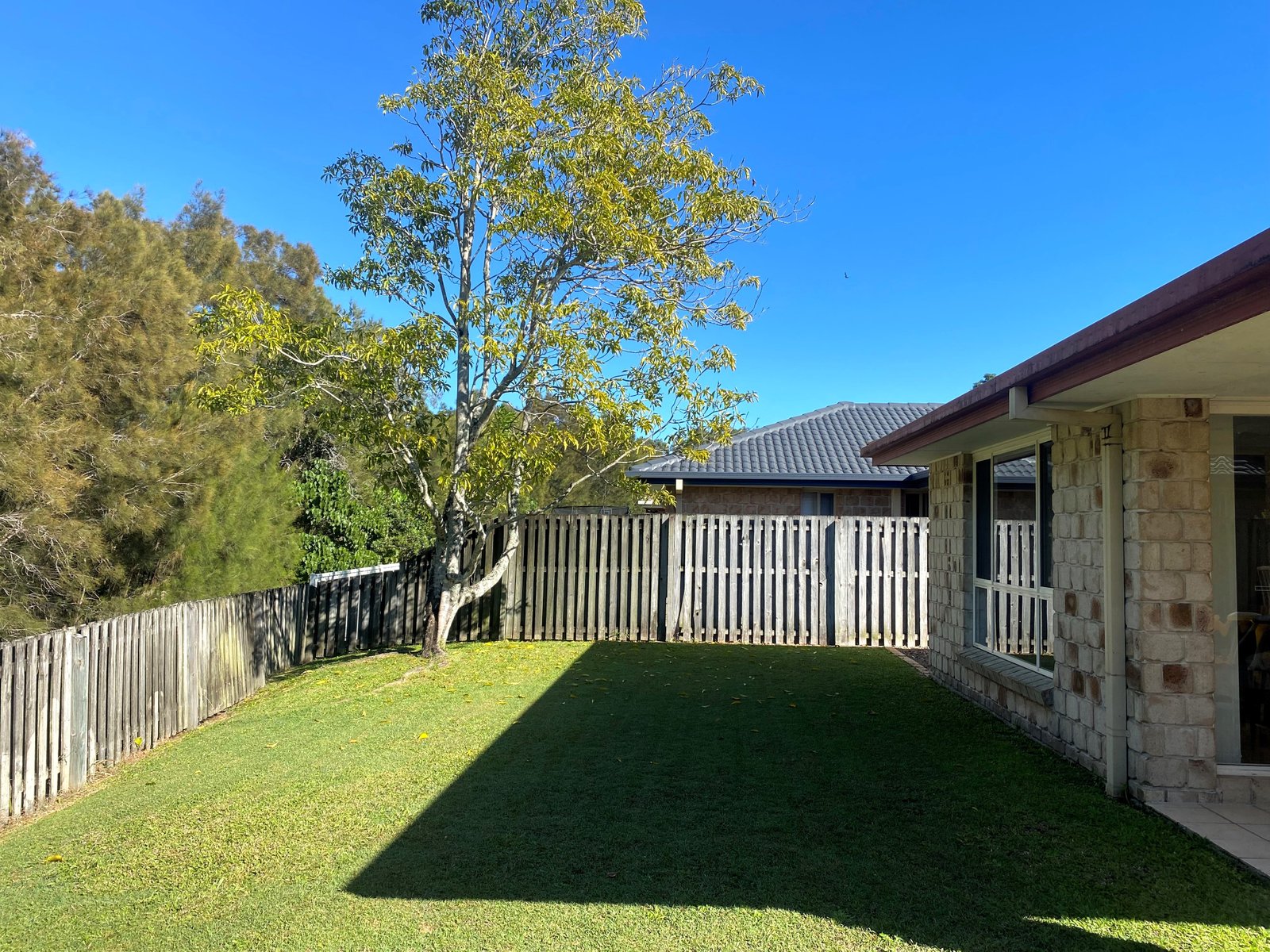 8 Tracey Crescent VARSITY LAKES 3
