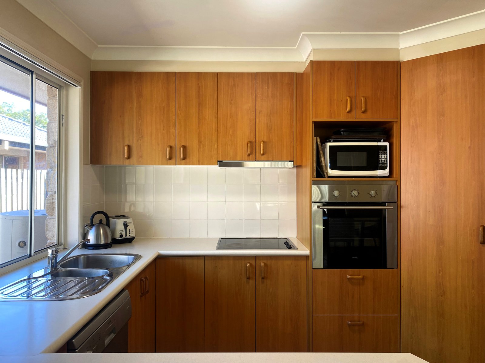 8 Tracey Crescent VARSITY LAKES 4