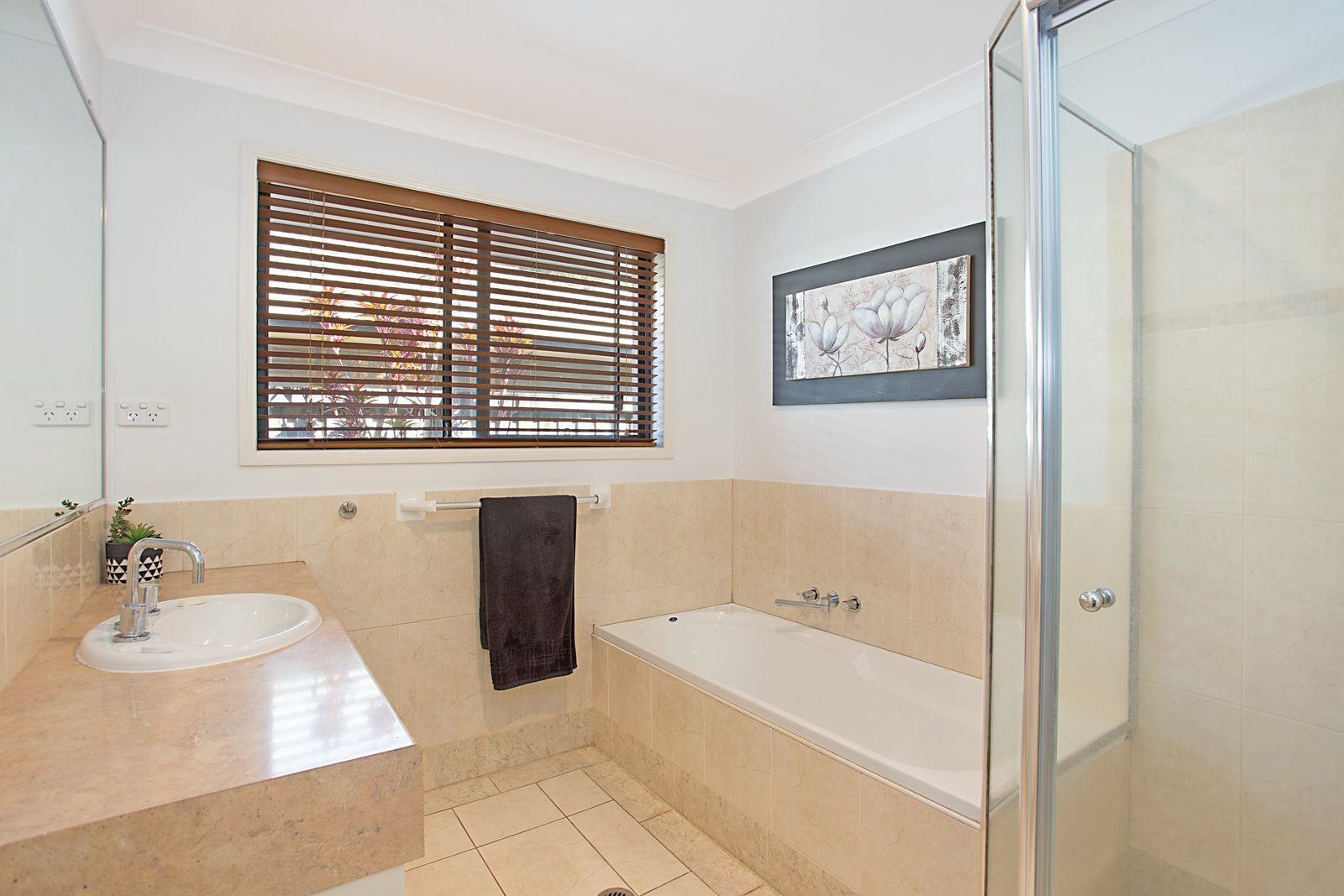 8 Traminer Court TWEED HEADS SOUTH 11