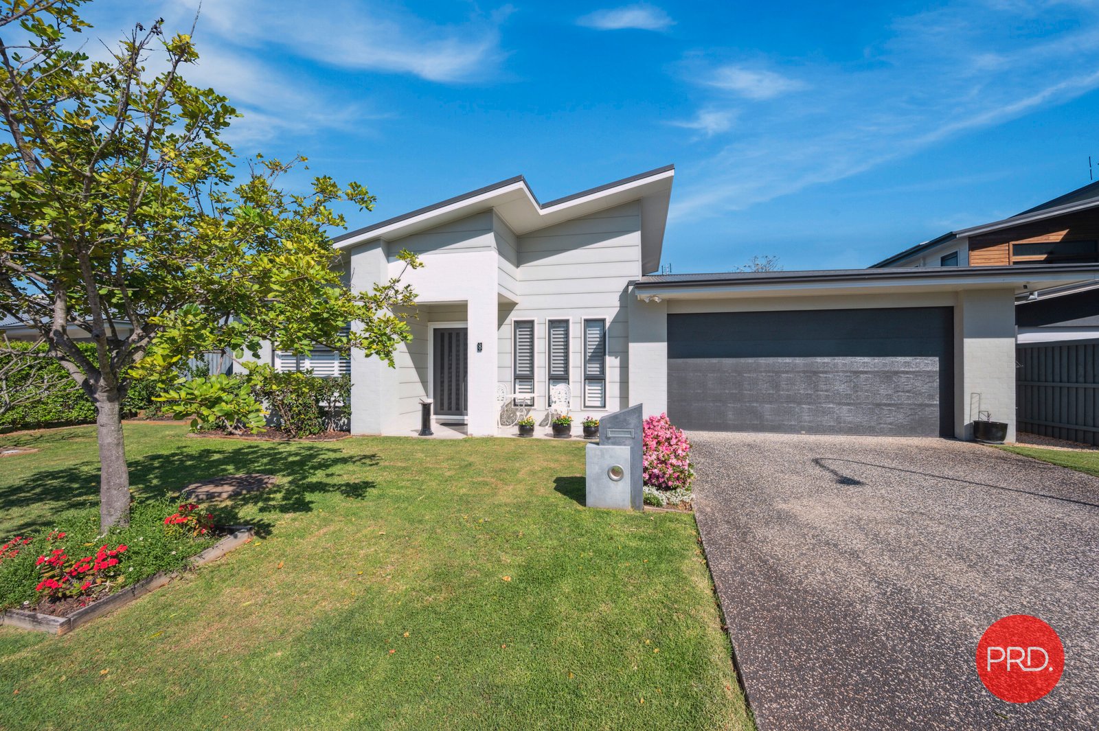 8 Trevally Street KORORA 2