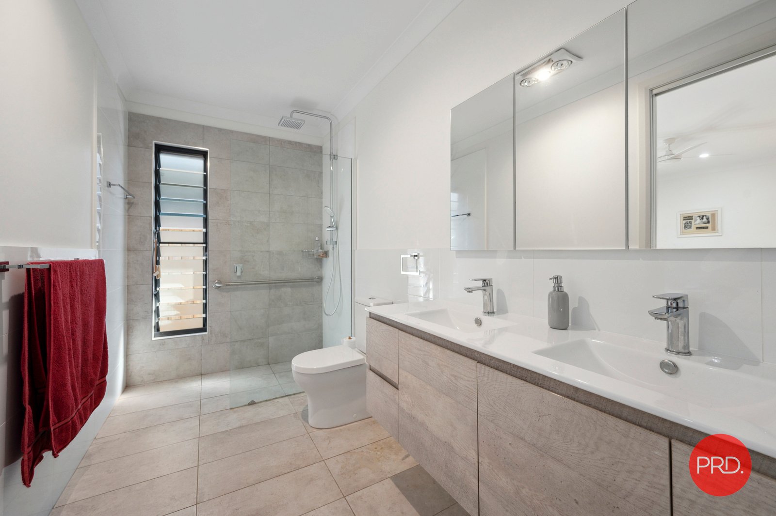 8 Trevally Street KORORA 10