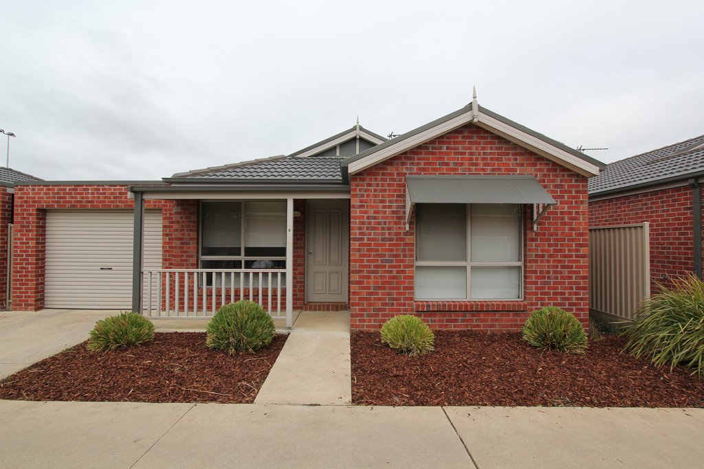 8 Tristan Drive SEBASTOPOL 1