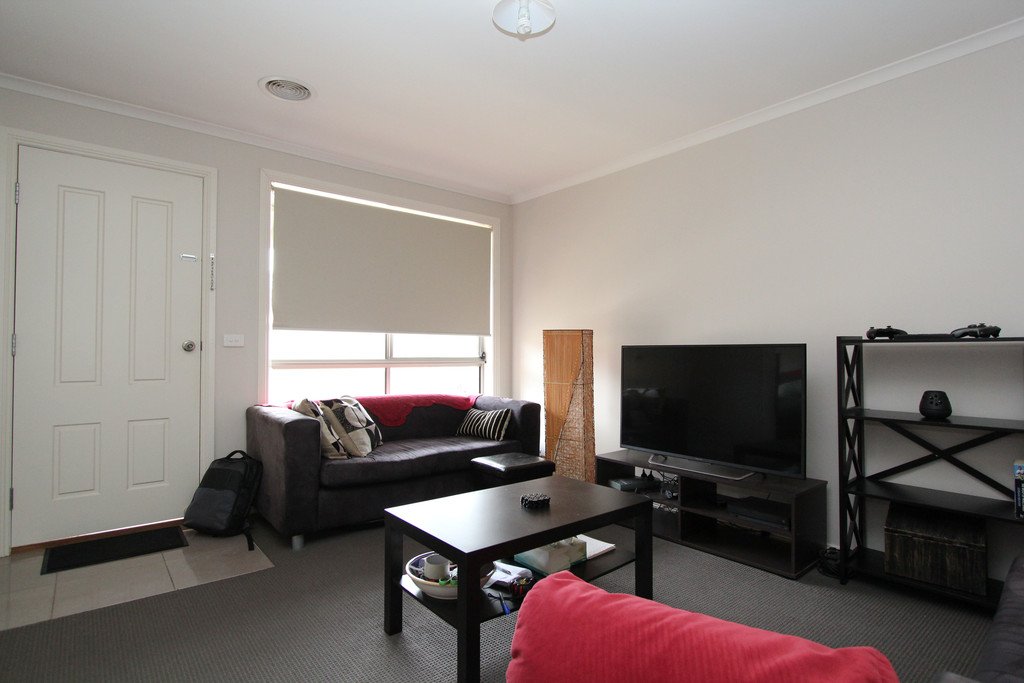 8 Tristan Drive SEBASTOPOL 2