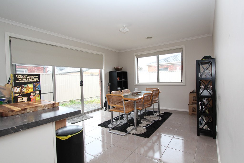 8 Tristan Drive SEBASTOPOL 4