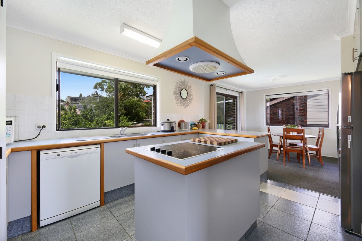 8 Tulip Street Miami 4