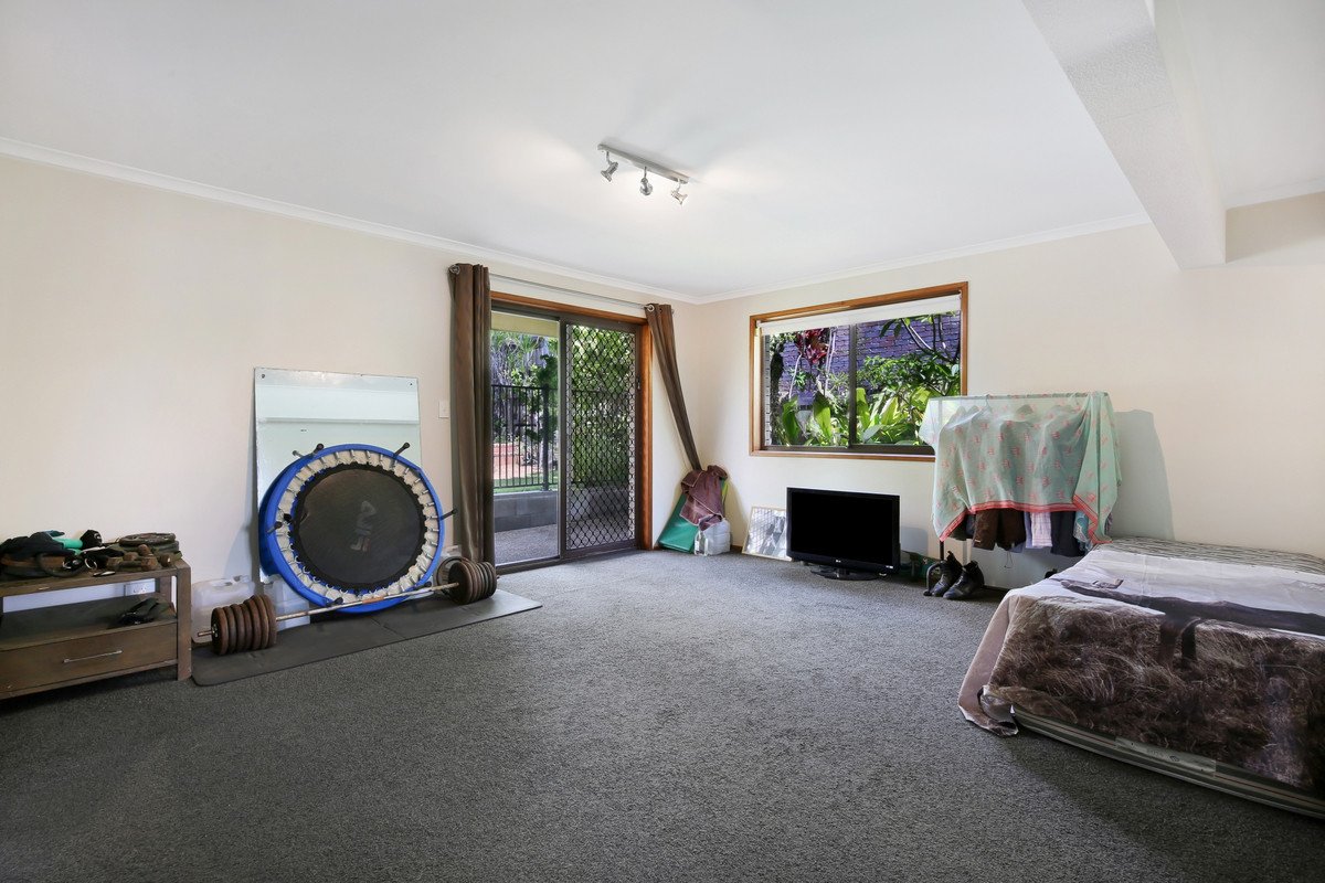 8 Tulip Street Miami 8