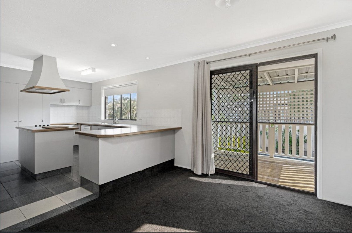 8 Tulip Street Miami 1