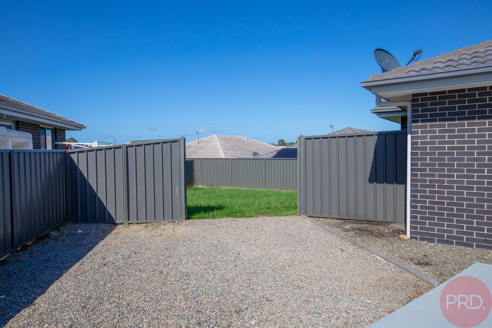 8 Undercliff Street CLIFTLEIGH 12