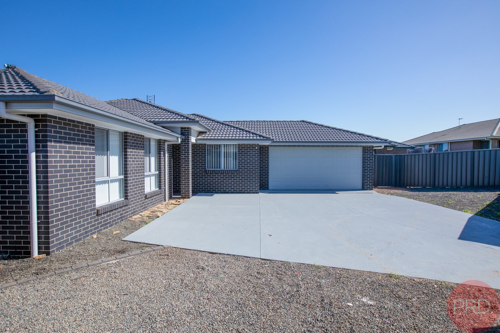 8 Undercliff Street CLIFTLEIGH 21