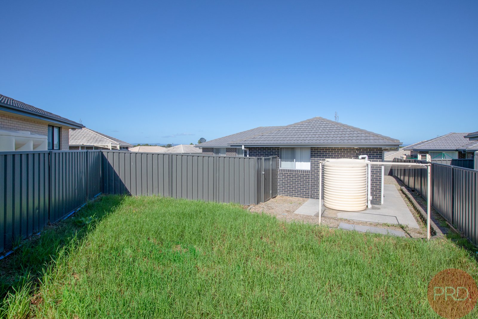 8 Undercliff Street CLIFTLEIGH 23