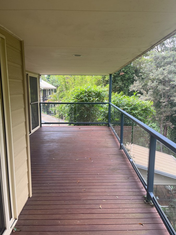 8 Vantage Point Drive BURLEIGH HEADS 6