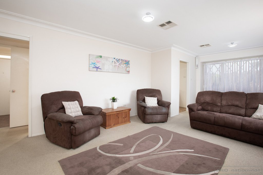 8 Verdant Drive EAST MAITLAND 9