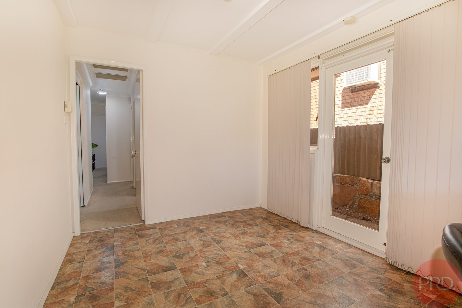 8 Verdant Drive EAST MAITLAND 9