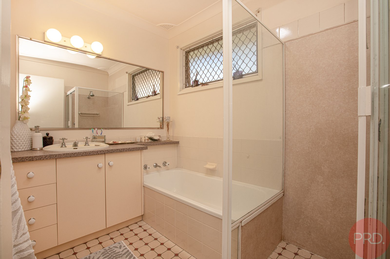 8 Verdant Drive EAST MAITLAND 13