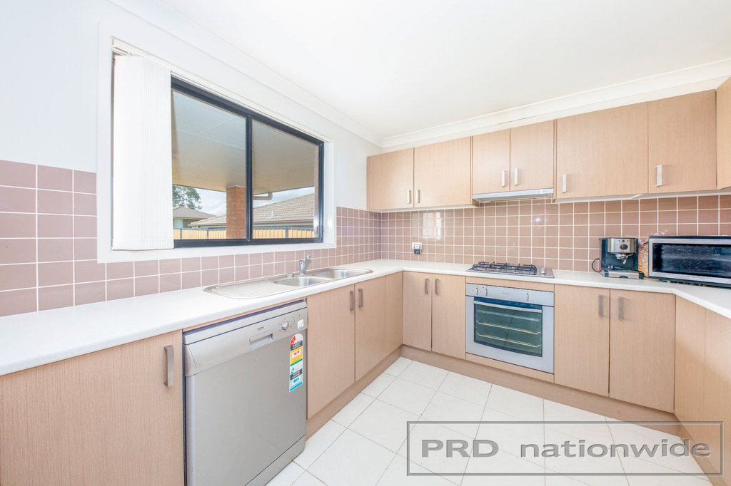 8 Verdelho Ave  CESSNOCK 2