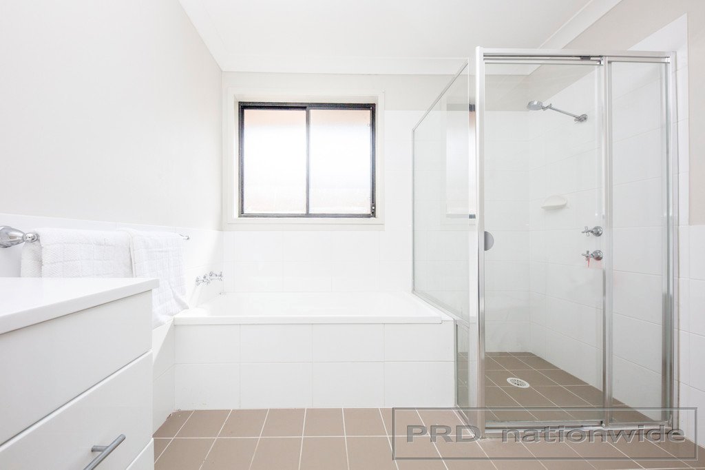 8 Verdelho Ave  CESSNOCK 9