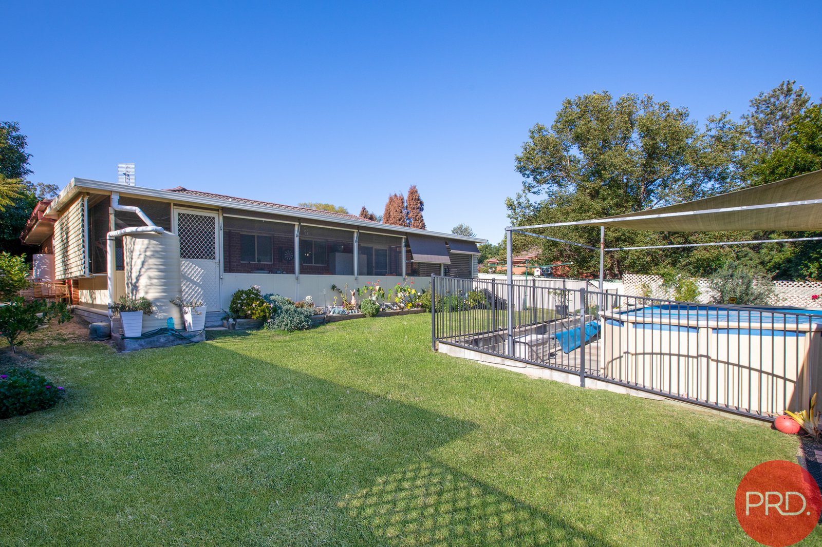 8 Verona Close RUTHERFORD 10