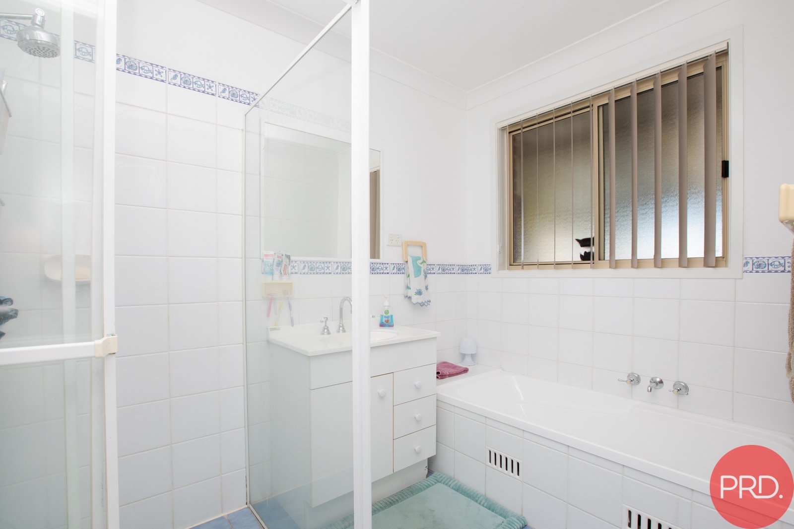 8 Verona Close RUTHERFORD 15