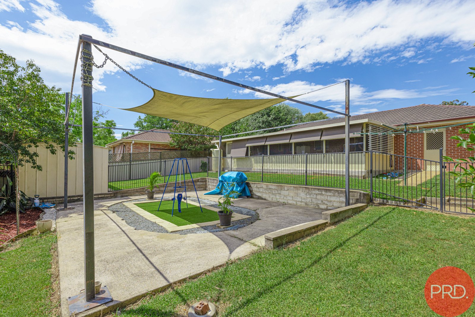 8 Verona Close RUTHERFORD 19