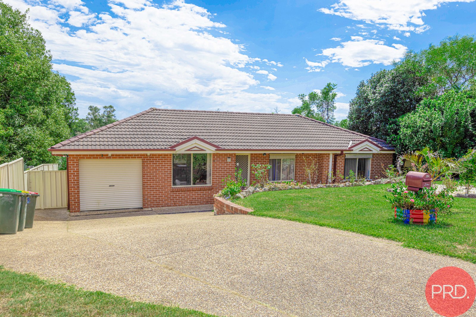 8 Verona Close RUTHERFORD 25