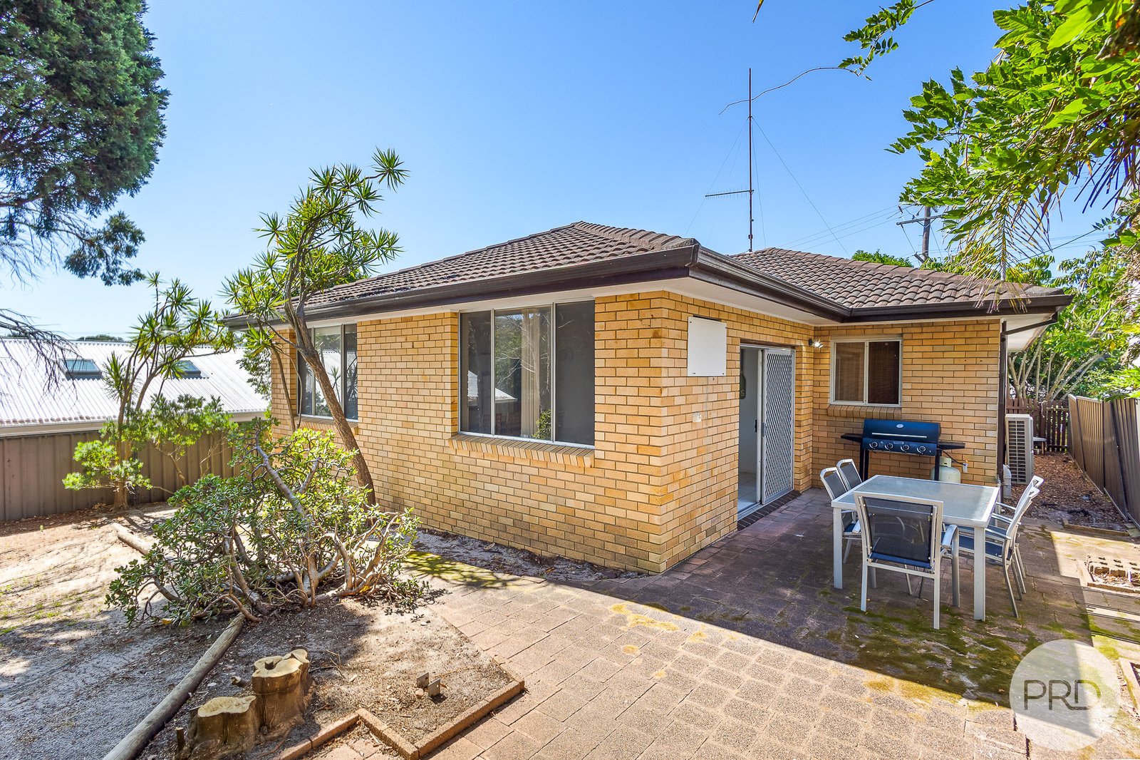 8 Verona Road SHOAL BAY 12