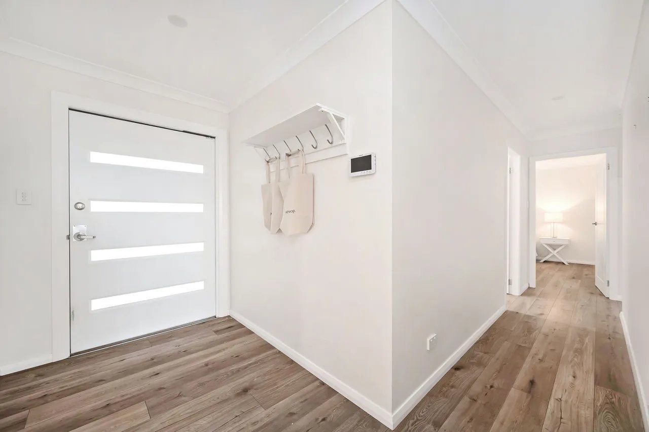 8 Victor Parade SHOAL BAY 15