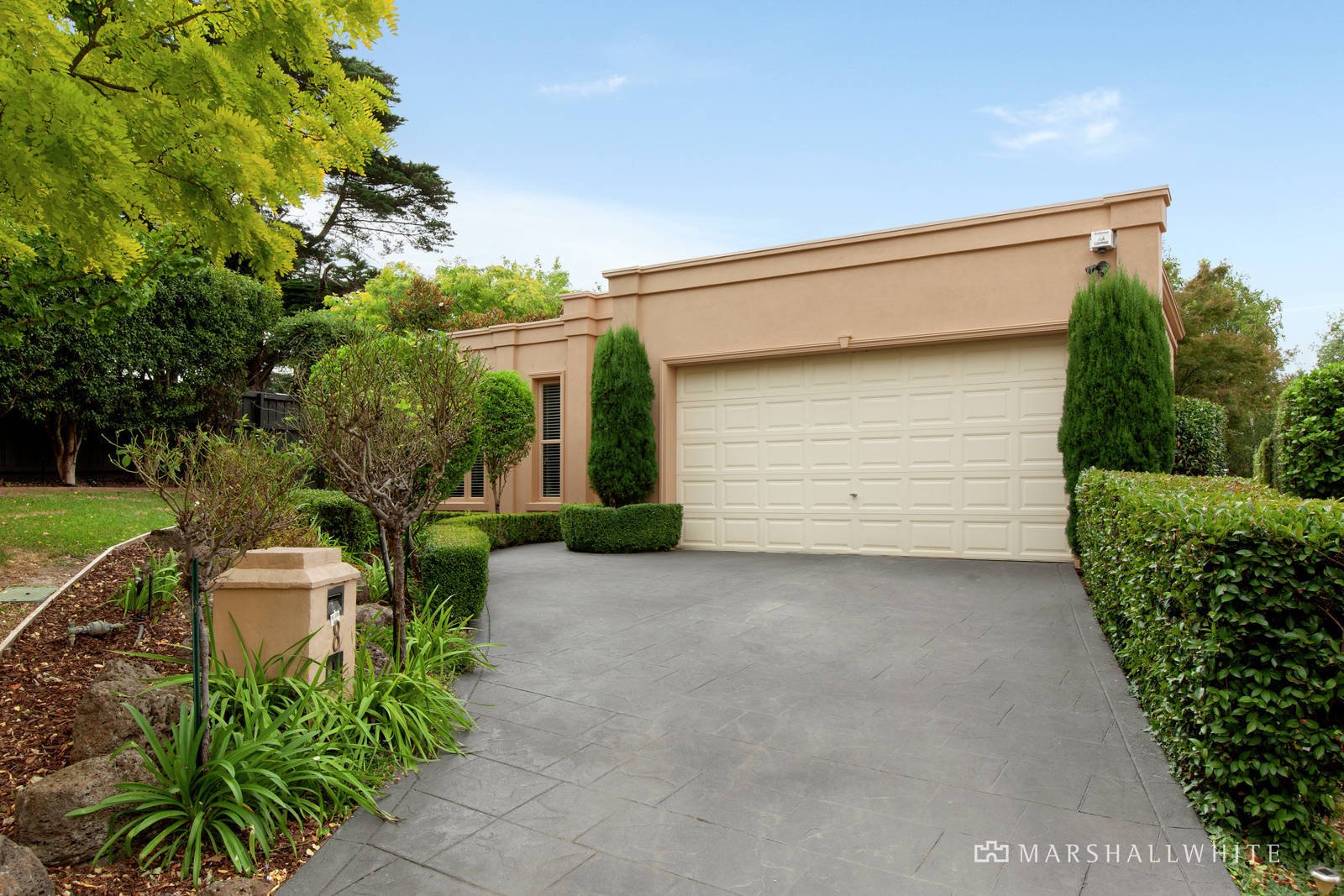 8 Vintage Grove, Chirnside Park, VIC