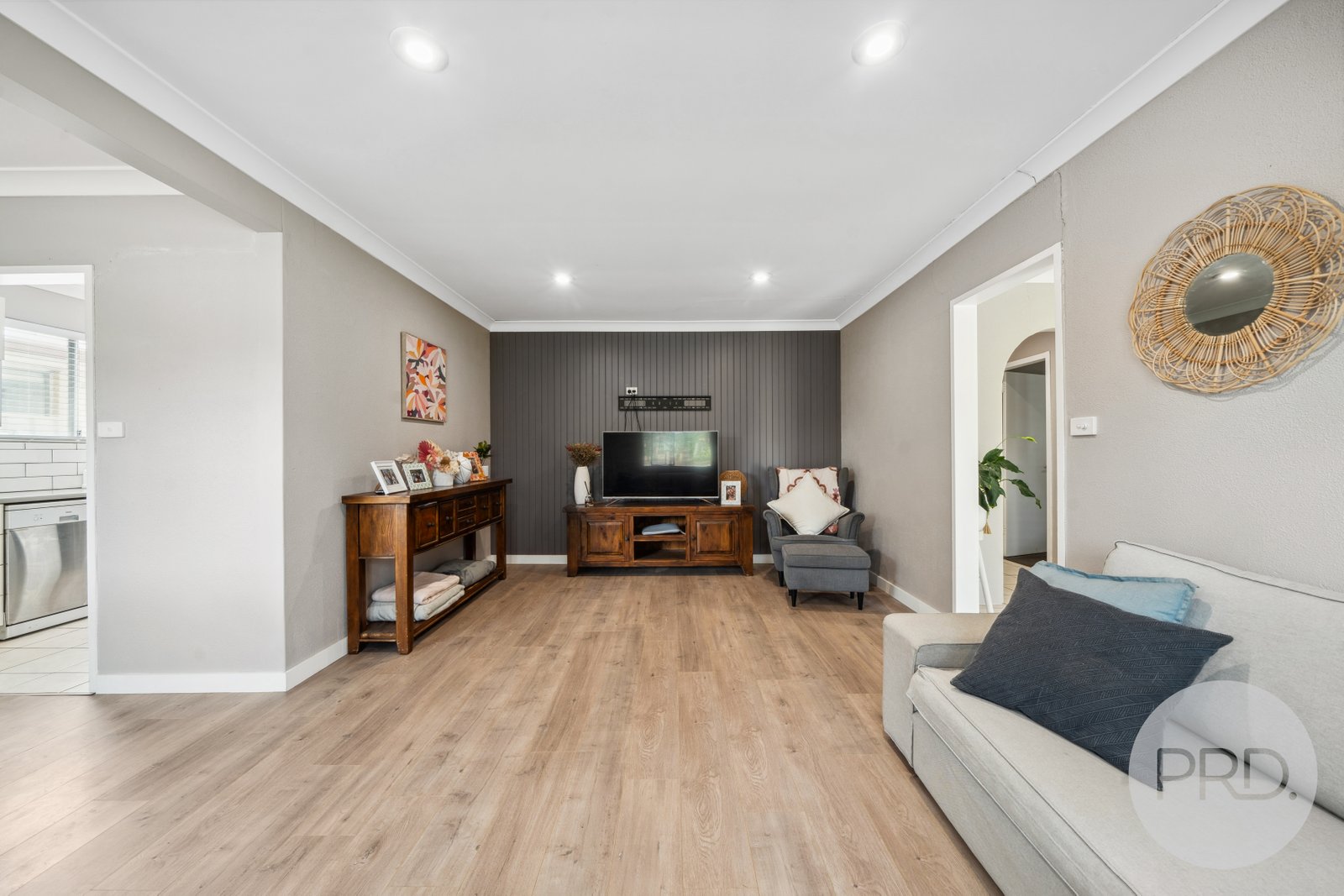 8 Walana Crescent KOORINGAL 4