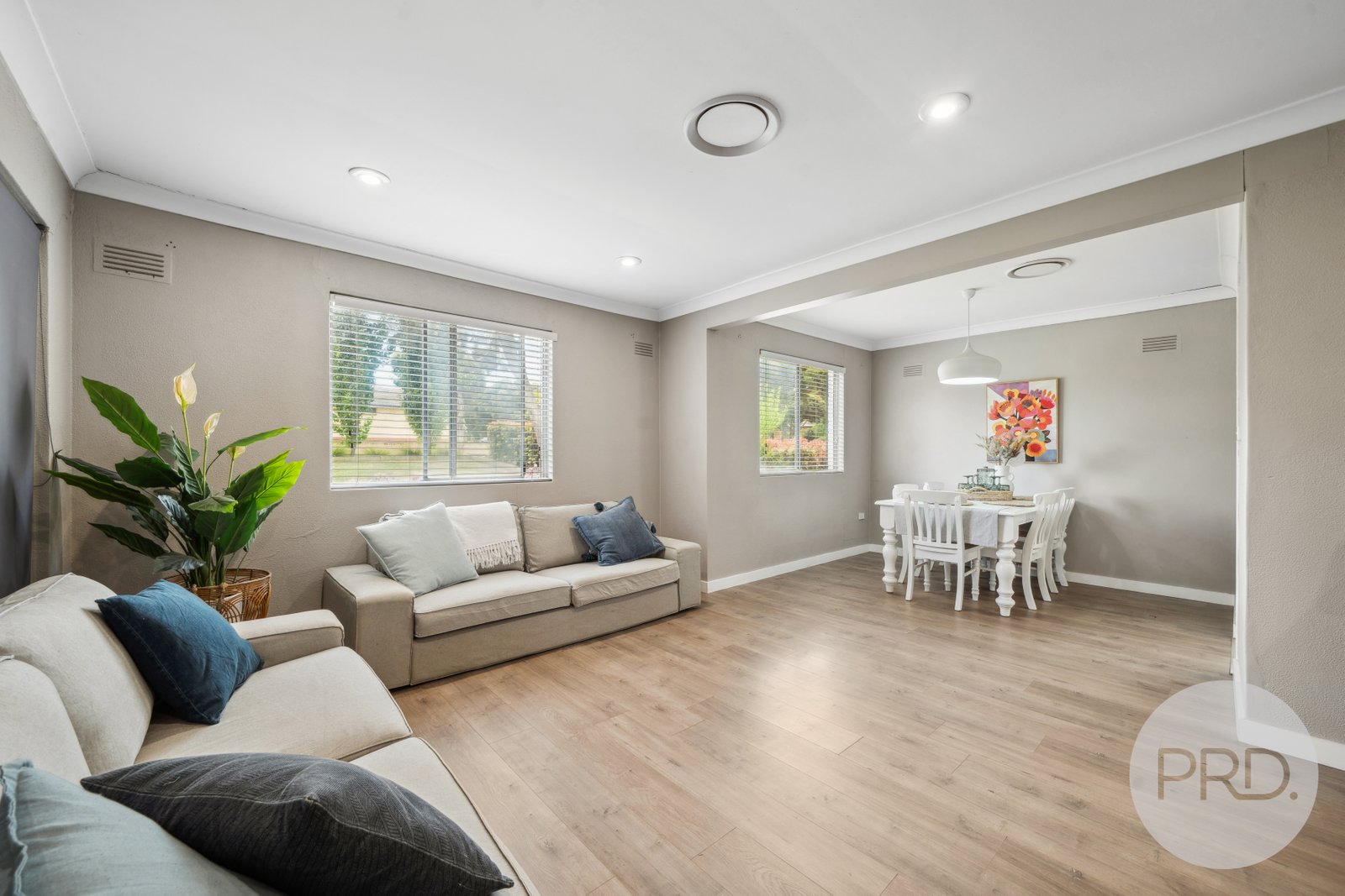 8 Walana Crescent KOORINGAL 5