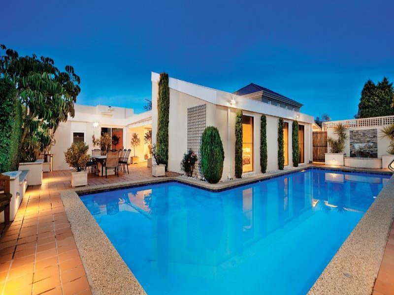 Gallery: 8 Wallace Grove