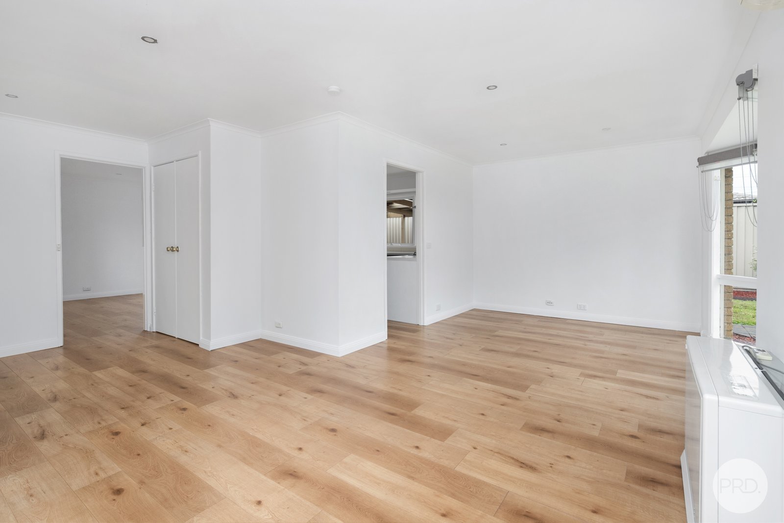 8 Waltham Drive MITCHELL PARK 7