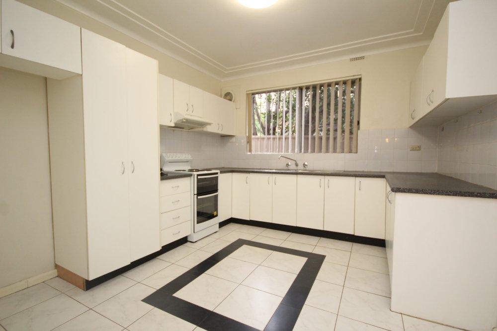 8 Waratah Street NORTH STRATHFIELD 2