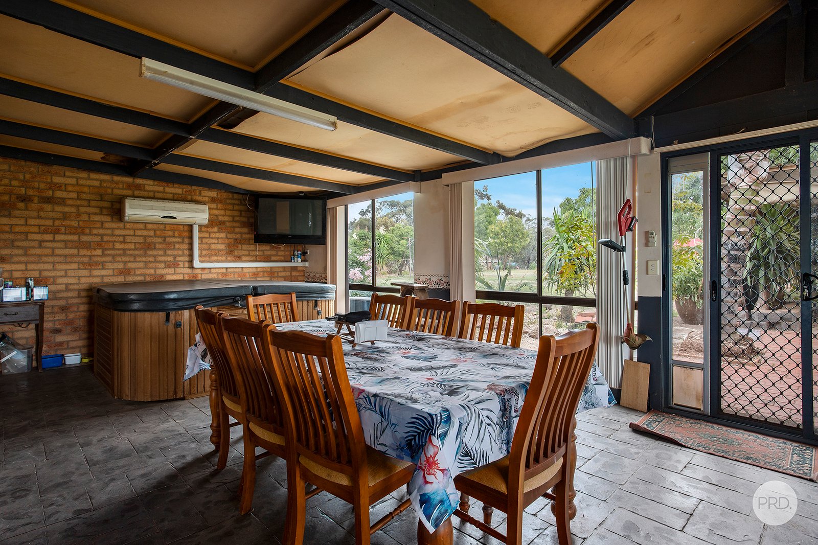 8 Ward Street INGLEWOOD 12